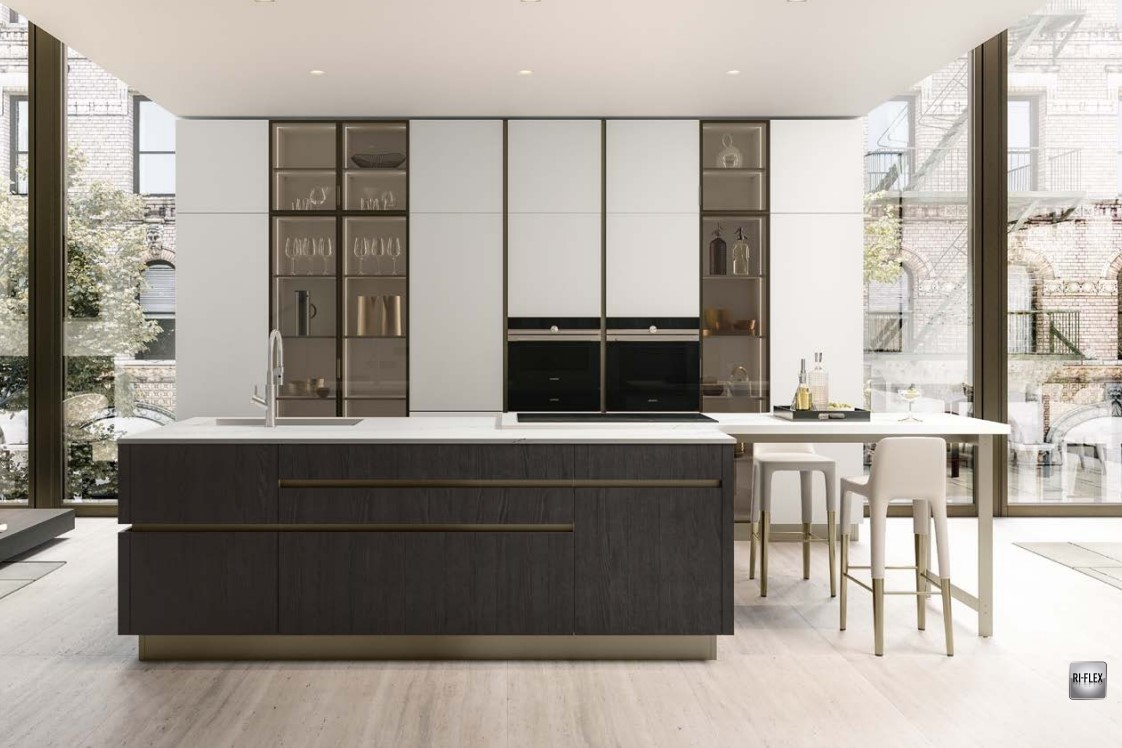 Veneta Cucine modello Riflex vetro bianco