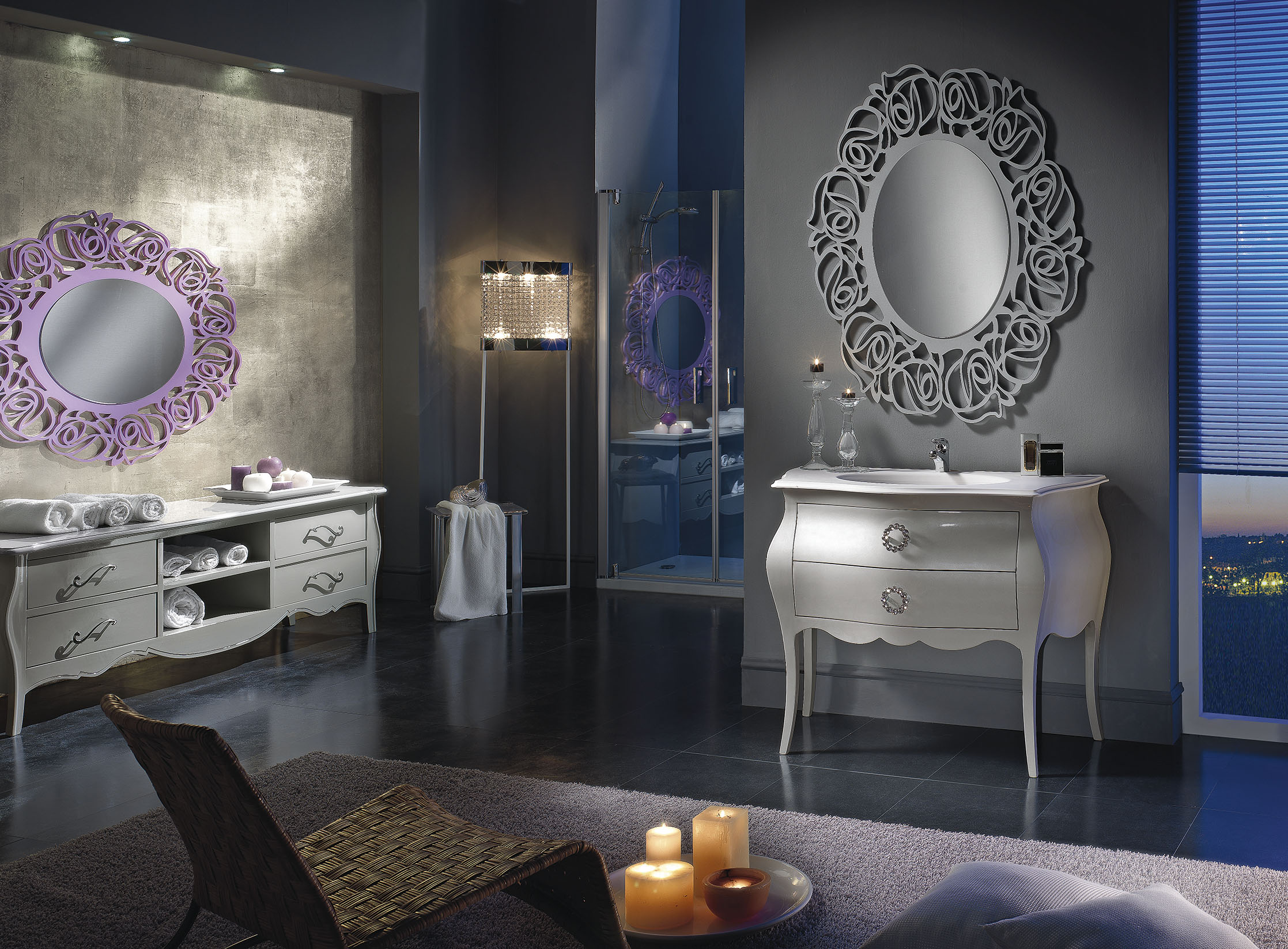 bagno classico con specchiera 