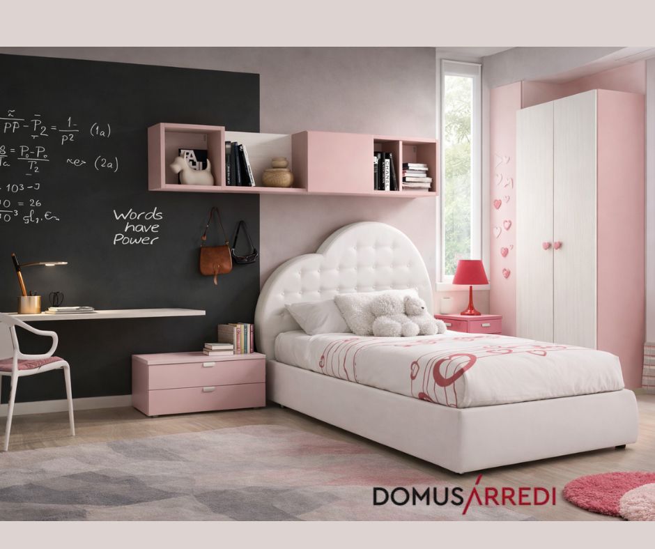 CAMERETTA CON LETTO A CUORE