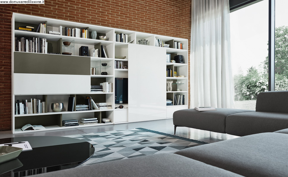 Libreria modo con vano scrivania a scomparsa