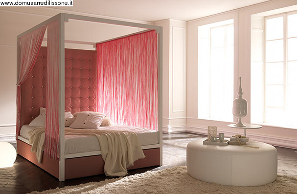 letto con baldacchino modello Fuji Bolzan