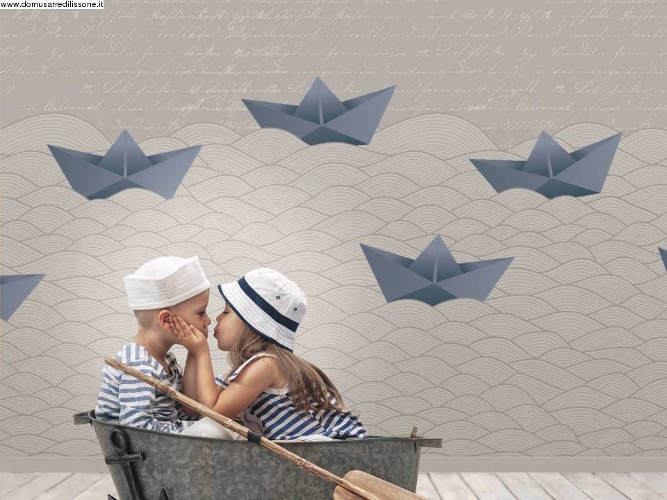 tappezzeria con barchette di carta che navigano sul mare